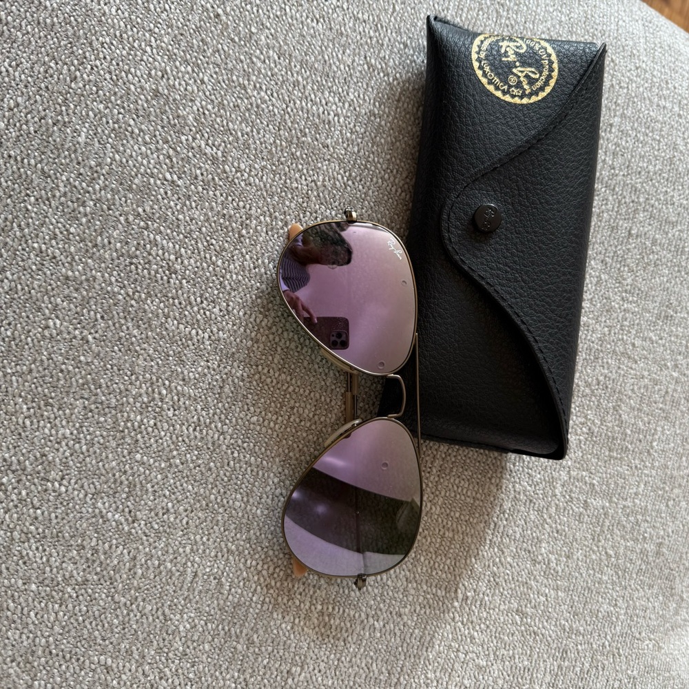 Ray-Ban Aviator Sunglasses with Purple Lenses